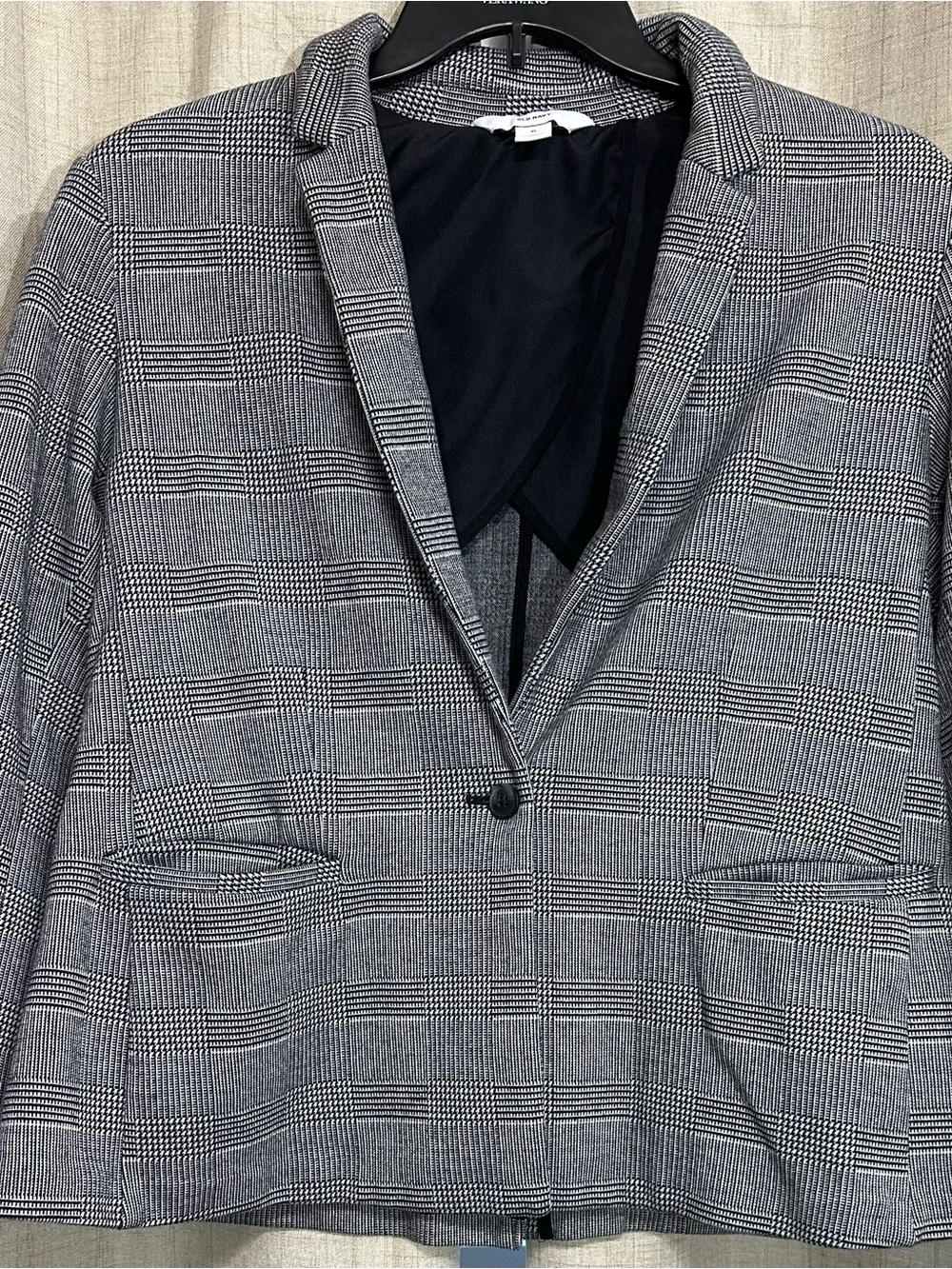 Old Navy Women’s Black & White Plaid Blazer